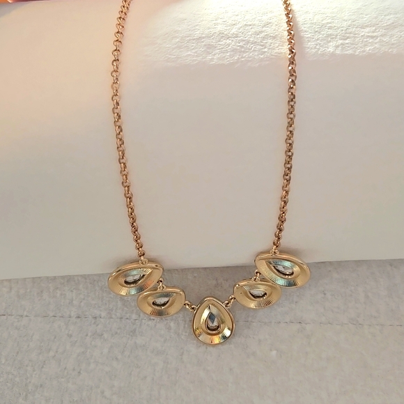 NECKLACE - Picture 3 of 6